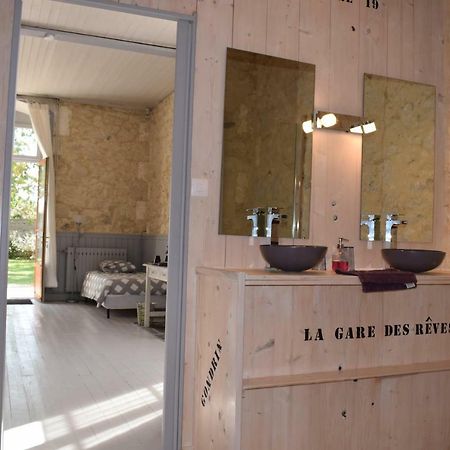 La Gare Bed & Breakfast Gondrin Exterior photo