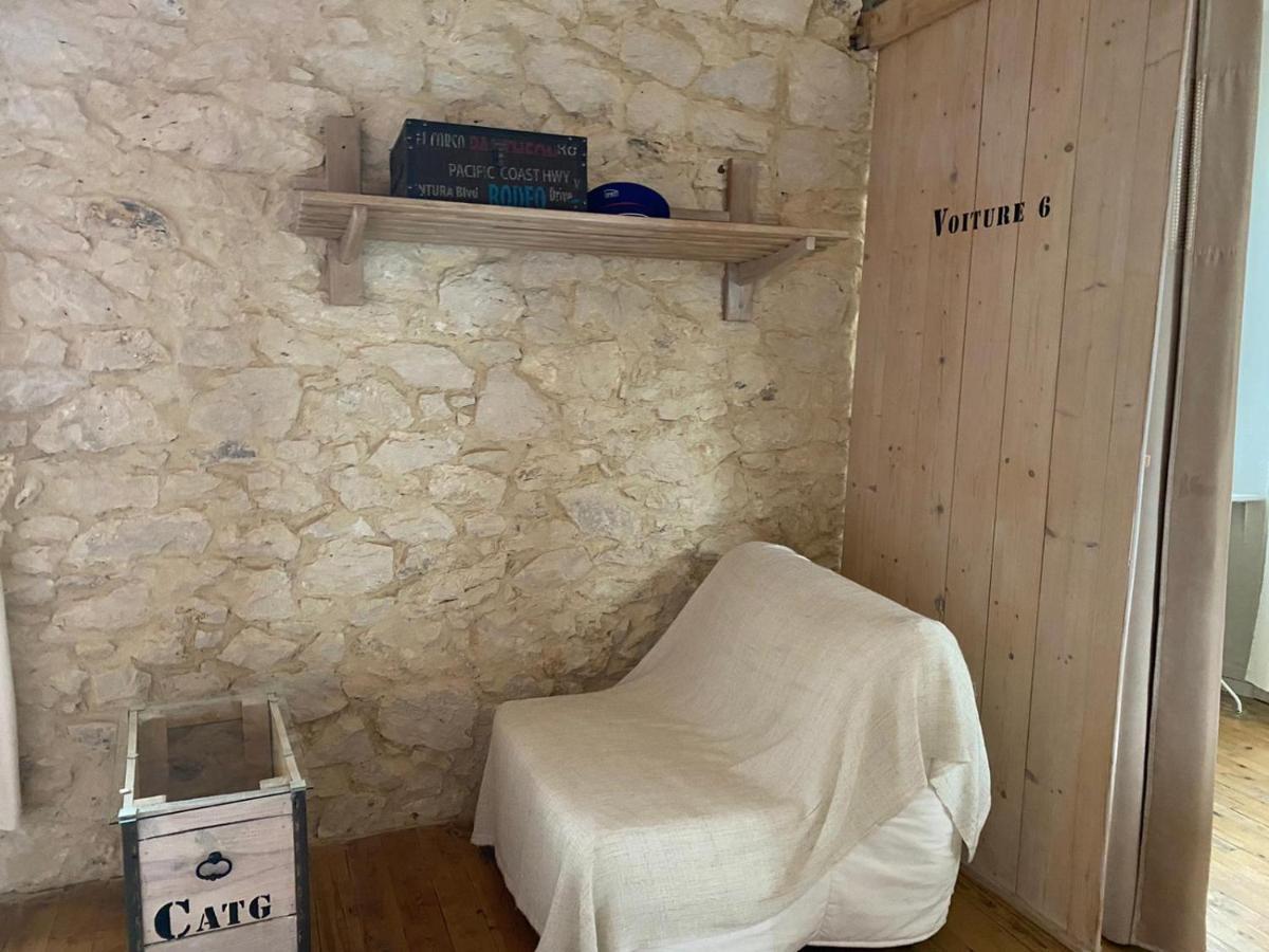 La Gare Bed & Breakfast Gondrin Exterior photo